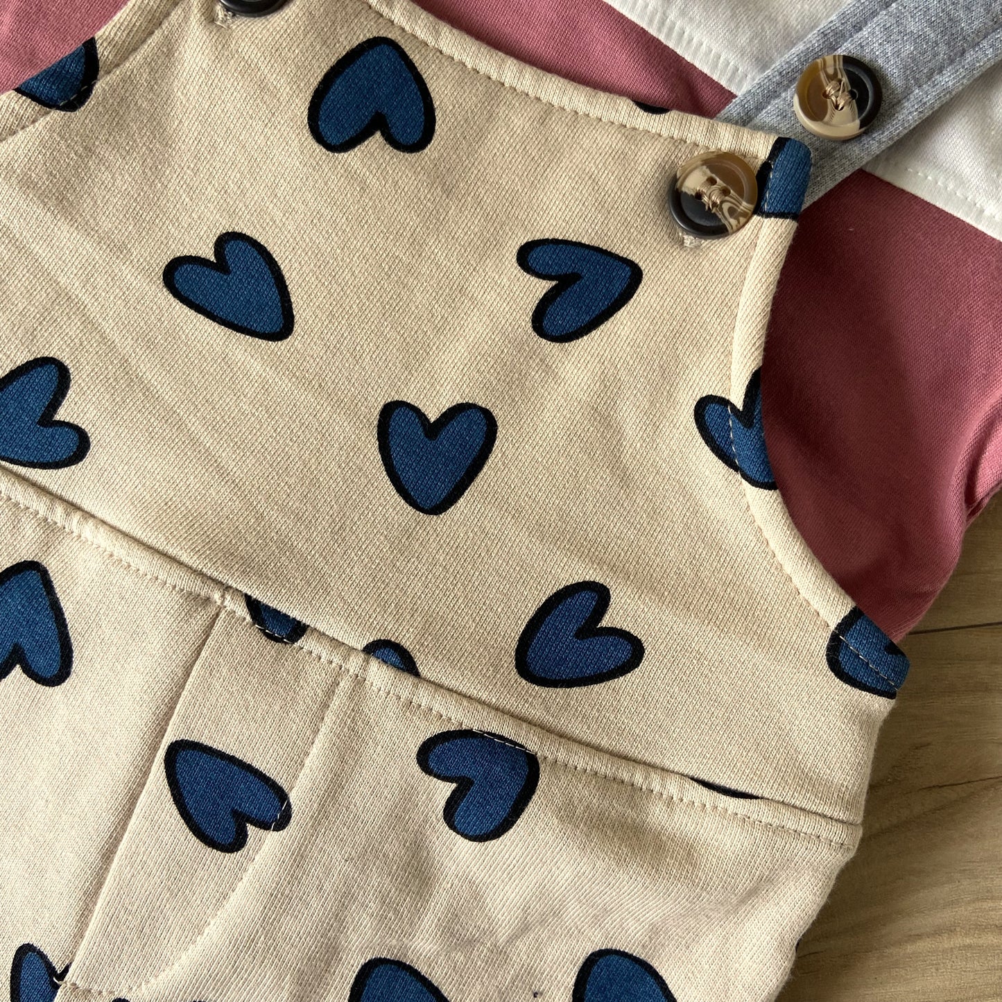 Unisex Infants Dungarees with T-shirt Set