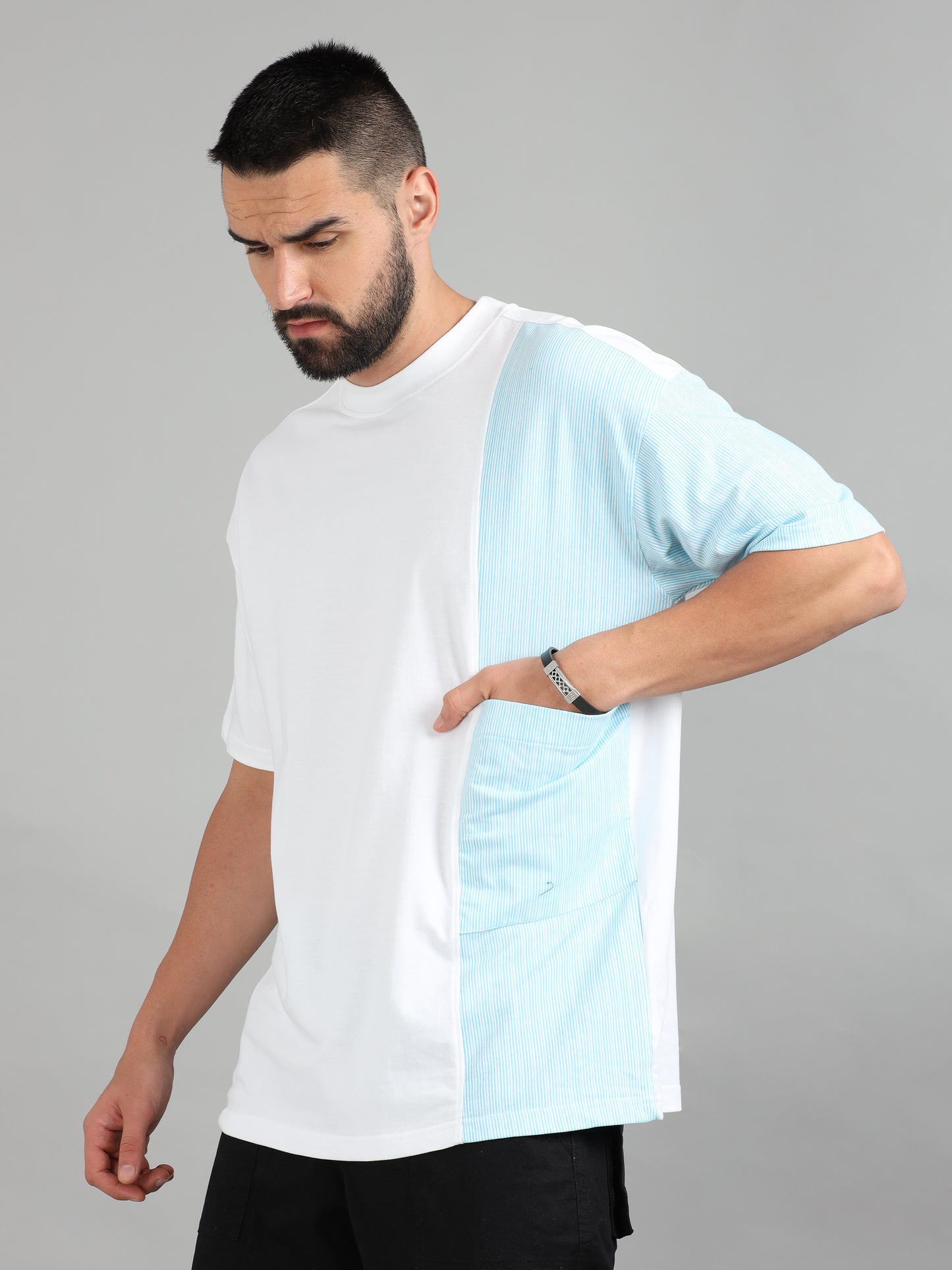 OVER SIZED T SHIRT