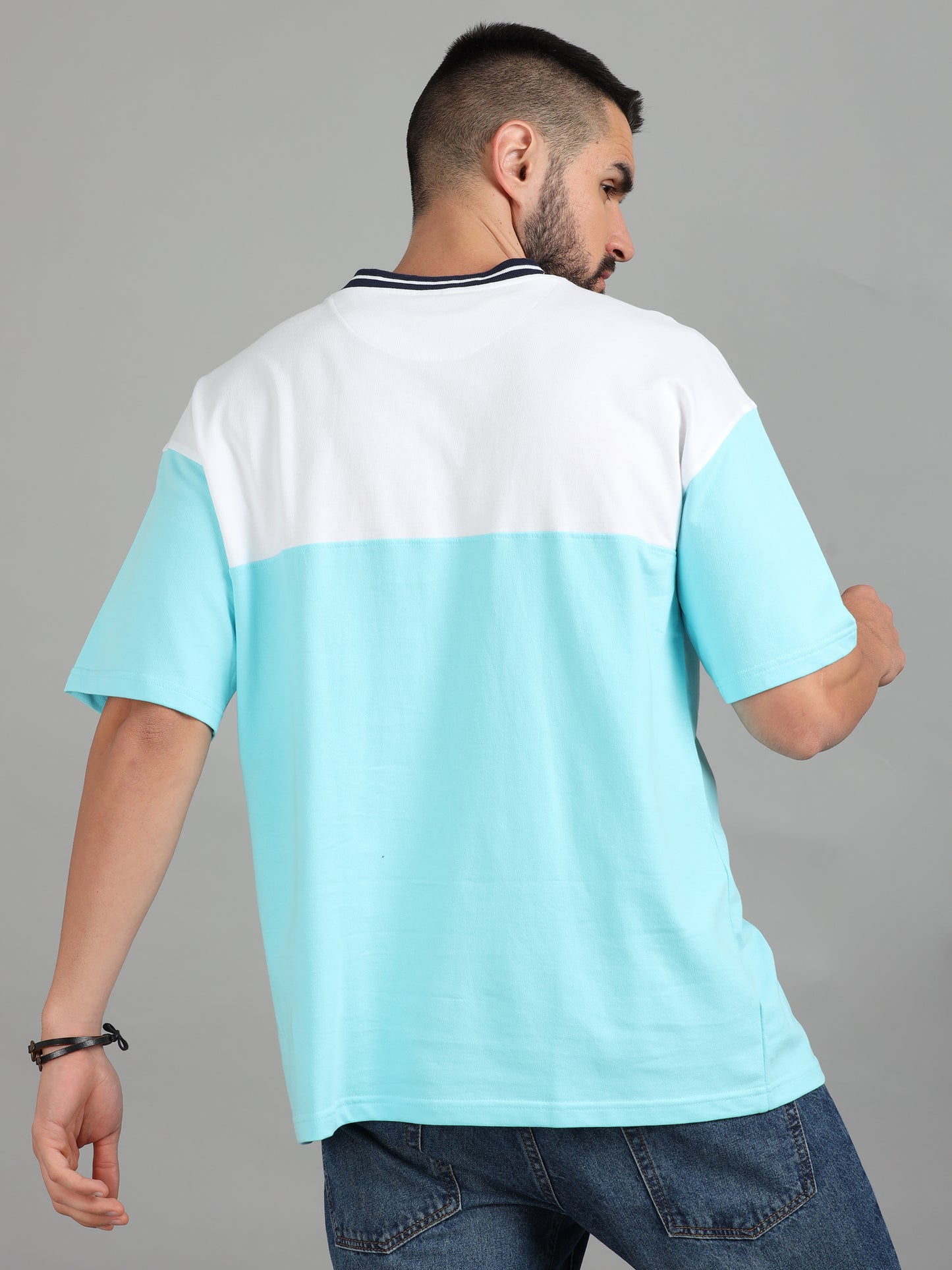 OVER SIZED T SHIRT