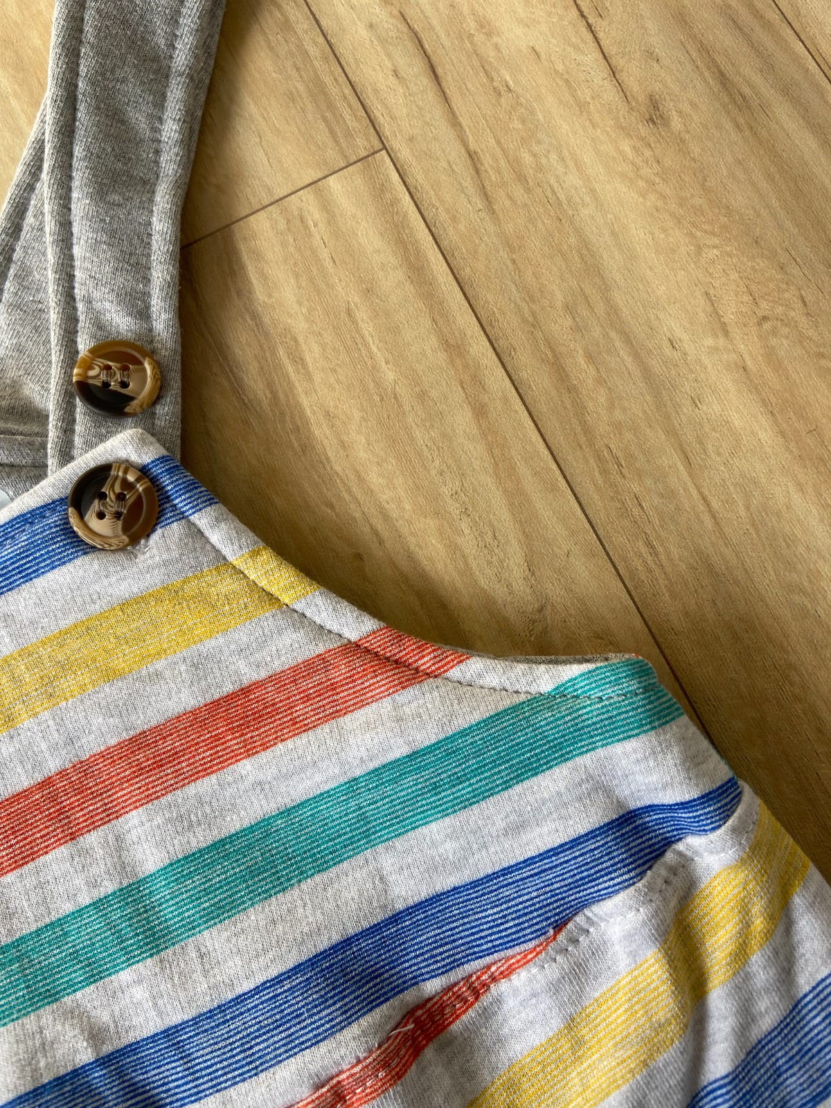 Unisex Infants Dungarees with T-shirt Set