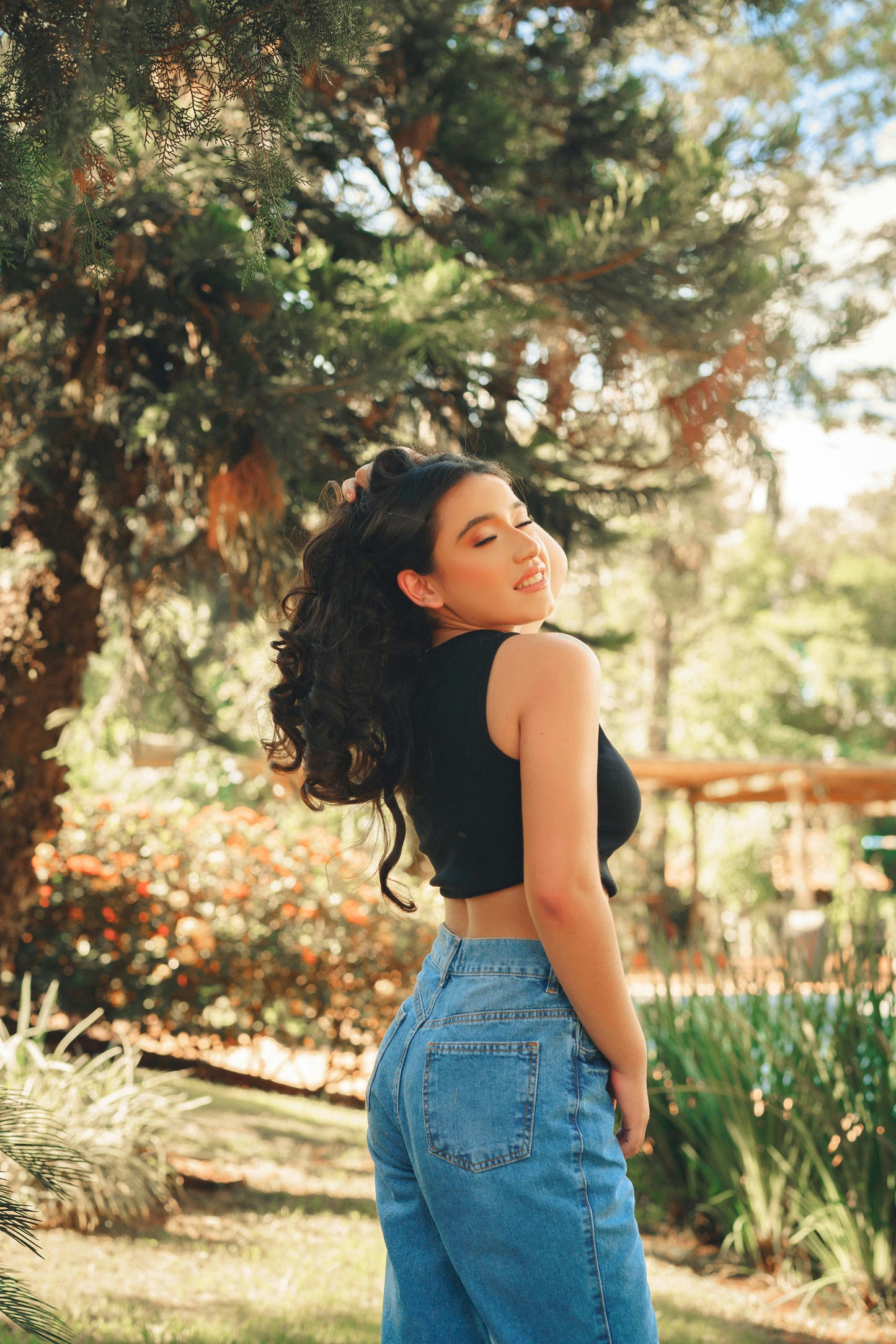 Sleeveless Ribbed Crop Tank Top