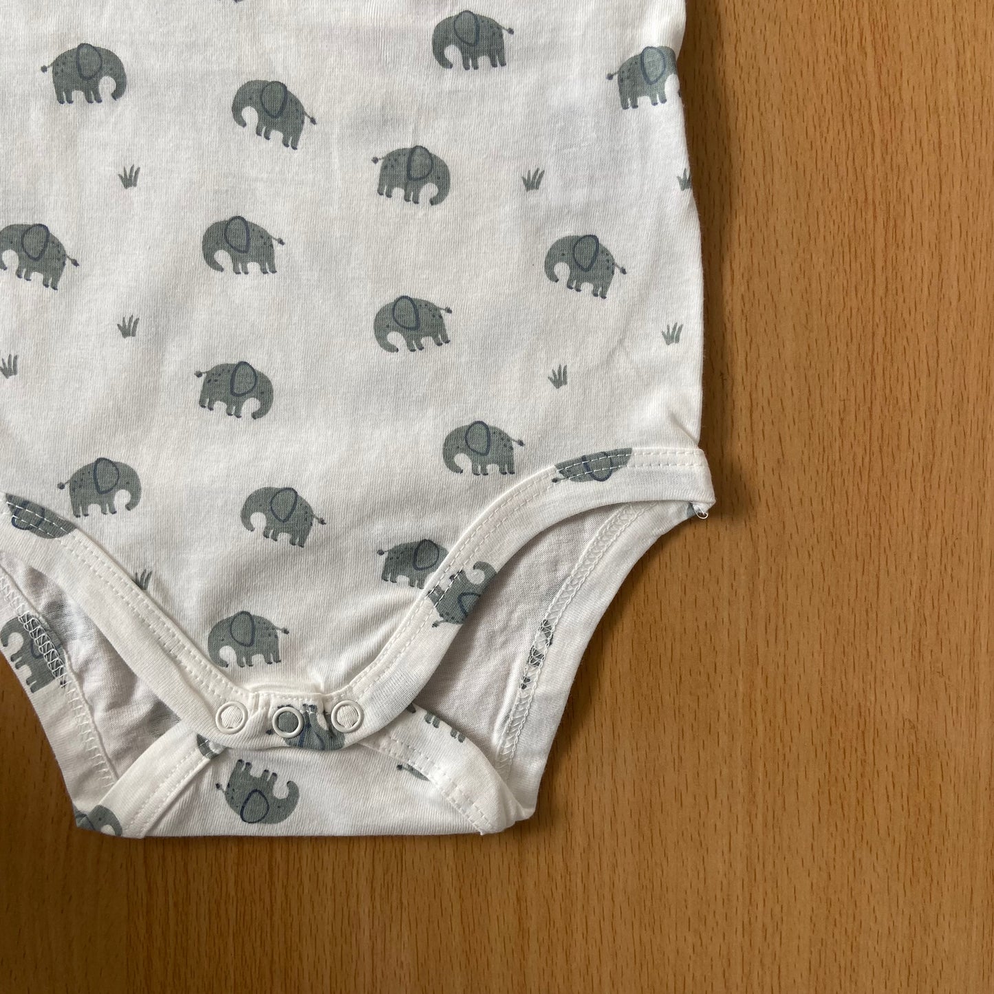 Organic Cotton Unisex Infant Romper with Cute Prints – Half Sleeve IP14