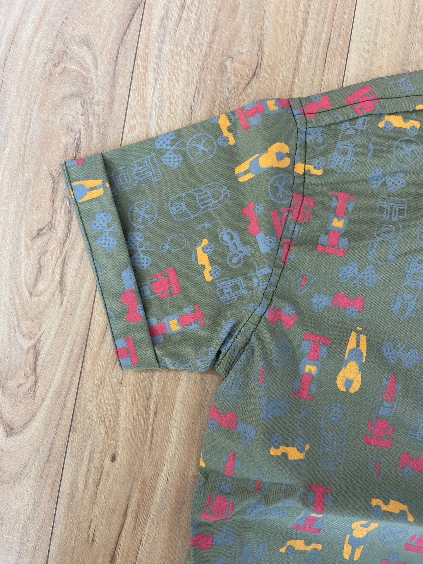 Unisex Kids Cotton Half Sleeve Woven Shirt IP15