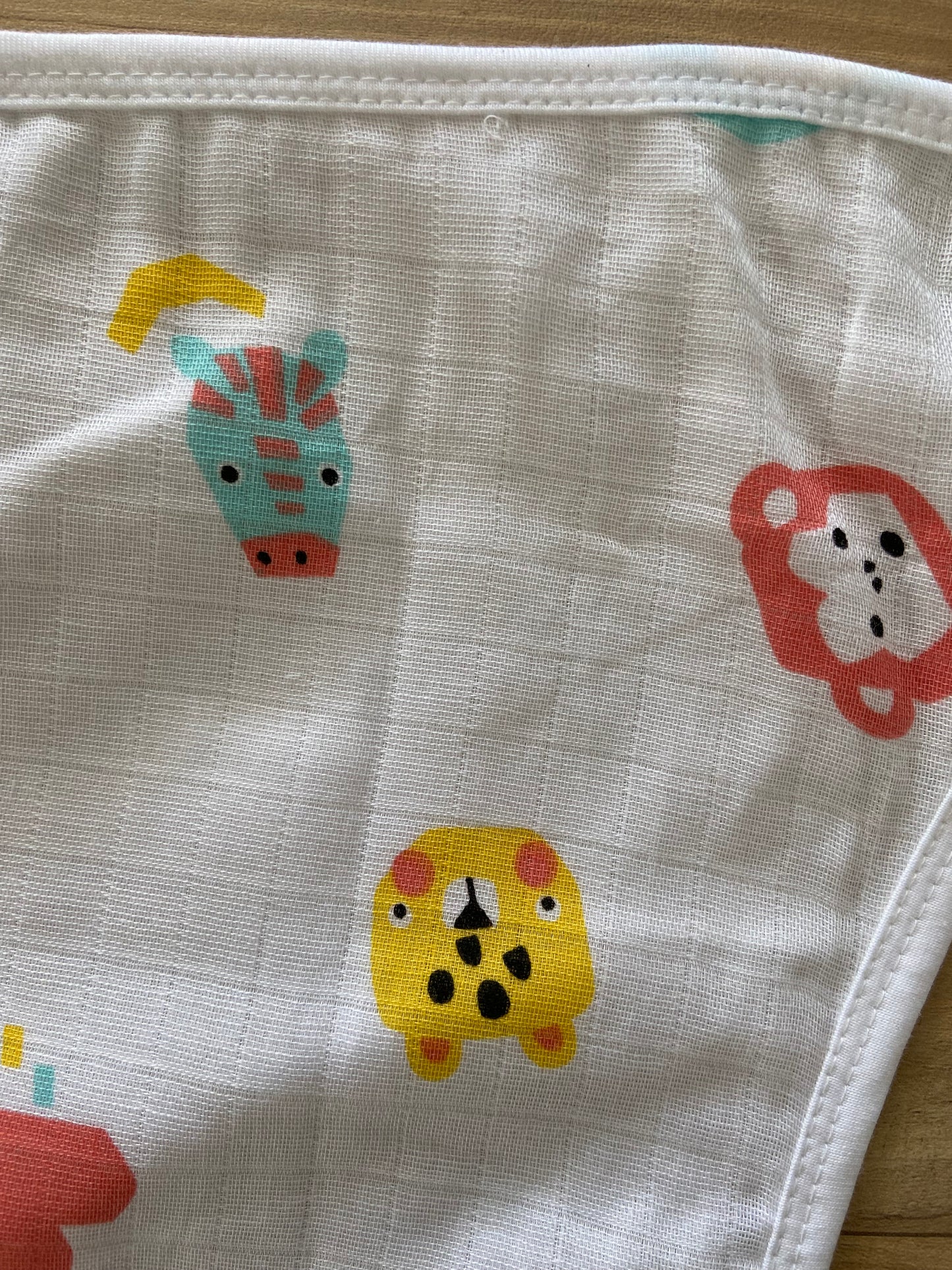 Organic Cotton Muslin 2 Layered Unisex Nappies IP28